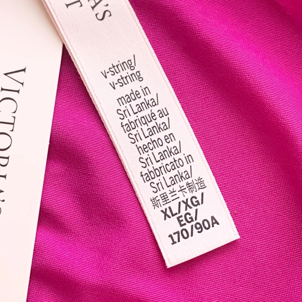 Victoria’s Secret v-string panty XL new